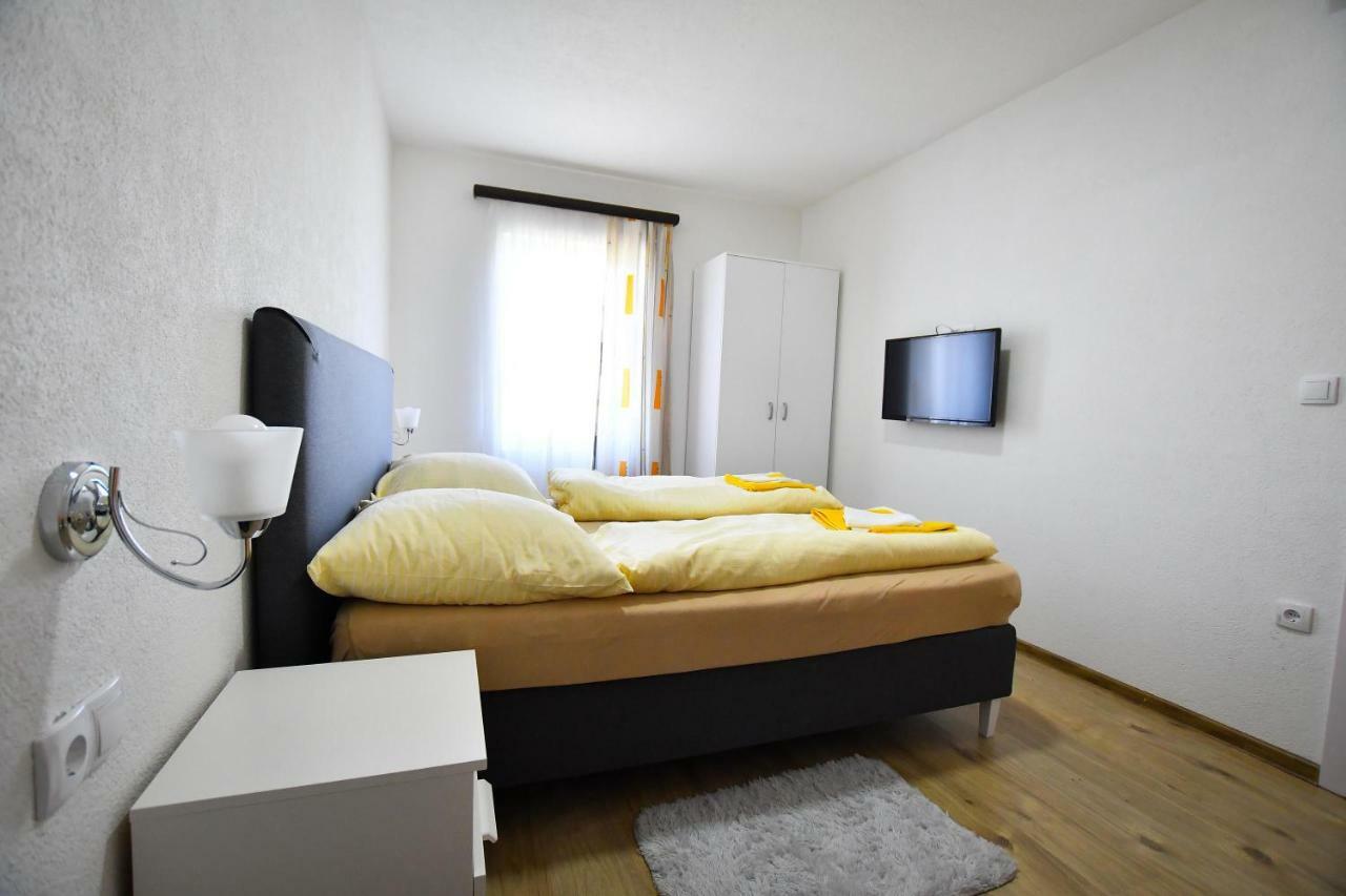 Vulsa Apartmani Cladova Exterior foto