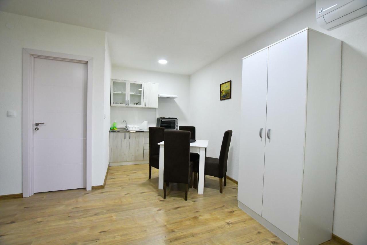 Vulsa Apartmani Cladova Exterior foto